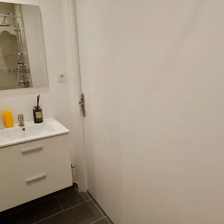 Beau Studio, Le Lerins Centre Juan-les-pins , 150m Des Plages